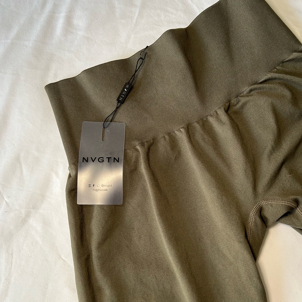 NVGTN Olive Solid Seamless Leggings